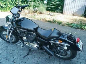 HARLEY DAVIDSON SPORTSTER XL 1200 CUSTOM
