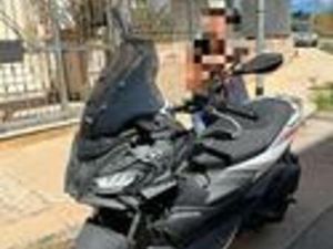 APRILIA SR GT 125 2022