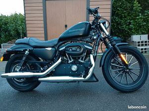 HARLEY DAVIDSON SPORTSTER IRON 883