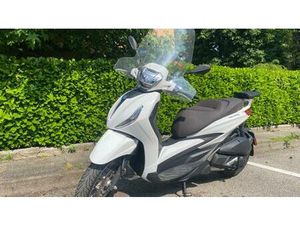 VENDO PIAGGIO BEVERLY 300 ABS-ASR (2021 - 25) USATA A LISSONE (CODICE 9772077) - MOTO.IT