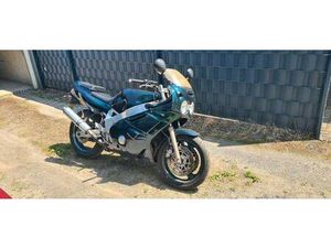 YAMAHA FZR 600 3HE