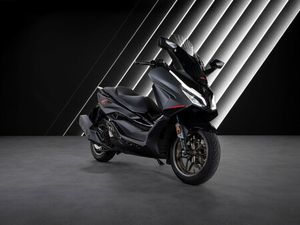NSS 125 FORZA SPECIAL EDITION