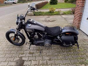 HARLEY-DAVIDSON DYNA STREET BOB FXDB