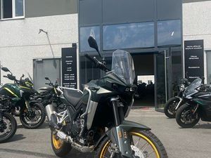 GROSSE PROMO -1000 ET CARTE GRISE OFFERTE: MOTO KOVE 800X PRO NEUVE ET GARANTIE