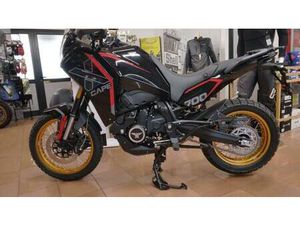 VENDO MOTO MORINI X-CAPE 700 GOLD EDITION (2025) NUOVA A FONTE (CODICE 9773091) - MOTO.IT