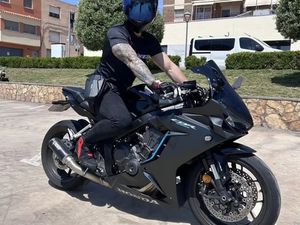 HONDA CBR 650