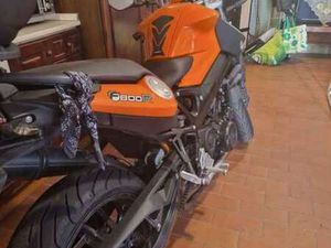 BMW F 800 R ARANCIONE