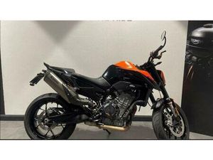 VENDO KTM 890 DUKE (2021 - 23) USATA A GALLARATE (CODICE 9773289) - MOTO.IT