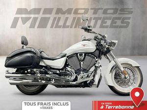 2013 VICTORY MOTORCYCLES BOARDWALK