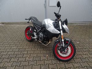 SUZUKI GSX-8S - STARTER EDITION - MODELL 2025