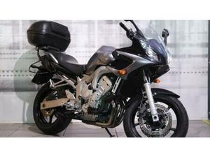 VENDO YAMAHA FZ6 FAZER (2004 - 07) USATA A CASALGRASSO (CODICE 9773645) - MOTO.IT