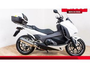 VENDO HONDA INTEGRA 750 DCT ABS (2014 - 15) USATA A ROZZANO (CODICE 9774317) - MOTO.IT
