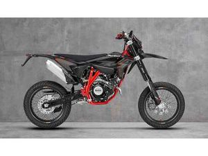 MOTARD 125LC R 2025 SCHWARZ