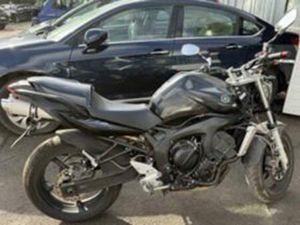 YAMAHA FZ6N