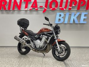 A-KORTTI - 14 PÄIVÄN PALAUTUSOIKEUS - SUOMI-PYÖRÄ, RENKAISSA HYVIN PINTAA, KULUTUSOSAT KUNNOSSA, TAK