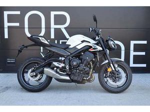 NEW TRIUMPH STREET TRIPLE 765 R FOR SALE IN WATFORD