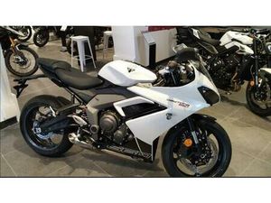 VENDO TRIUMPH DAYTONA 660 (2024 - 25) USATA A SAVONA (CODICE 9775768) - MOTO.IT