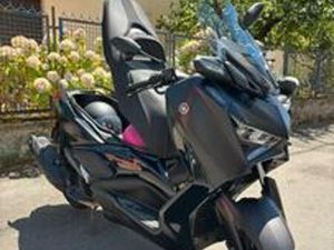 YAMAHA XMAX TECH 125 NERO OPACO