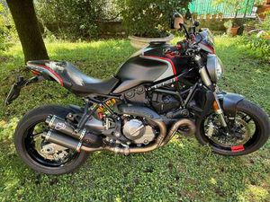 DUCATI MONSTER 821 DARK STEALTH NERO