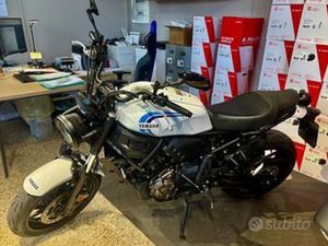 YAMAHA XSR 700 ABS 06/2024 KM 4200 GARANZIA YAMAHA