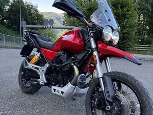 MOTO GUZZI V 85 TT ROSSO