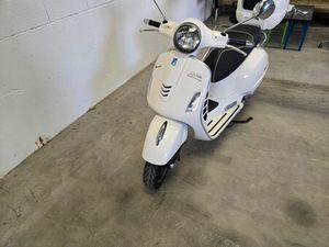 VESPA GTS 300