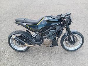 HUSQVARNA SVARTPILEN/VITPILEN 401 CANTON TESSIN -