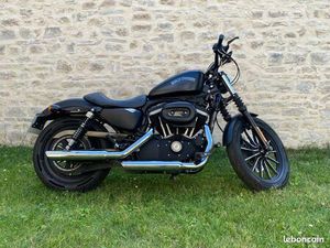 HARLEY DAVIDSON 883 IRON