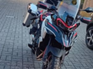 MOTO BENELLI TKR 702 X