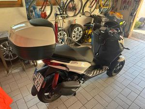 PIAGGIO MP3 HPE ABS (3 RÄDER KFZ )