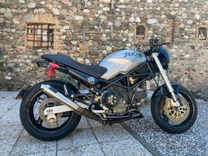 DUCATI MONSTER 900