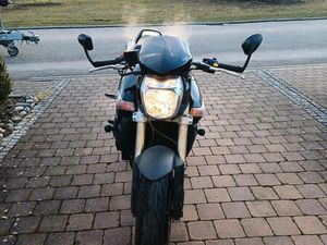 SUZUKI GSR600
