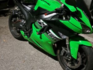 KAWASAKI NINJA ZX6R