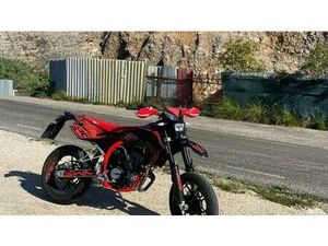 VENDO SWM RS 125 R (2021 - 23) USATA A TERRACINA (CODICE 9778569) - MOTO.IT