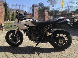 DUCATI HYPERMOTARD 796 BIANCO