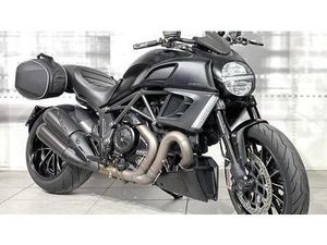 VENDO DUCATI DIAVEL 1200 (2010 - 13) USATA A CASALGRASSO (CODICE 9778607) - MOTO.IT