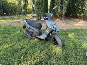 PIAGGIO NEW TYPHOON 125 (SEHR GERINGE LAUFLEISTUNG 3256KM)