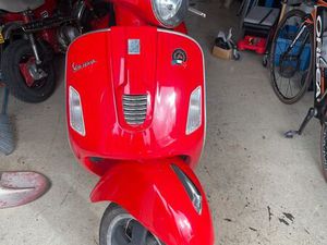 VESPA 300
