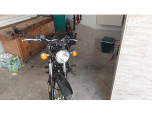 BENELLI IMPERIALE 400