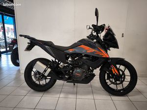 MOTO KTM 390 ADVENTURE TRAIL