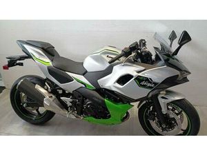 VENDO KAWASAKI NINJA 7 HYBRID (2024 - 25) USATA A ROSTA (CODICE 9780048) - MOTO.IT