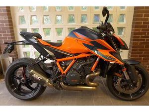 KTM 1290 SUPER DUKE R