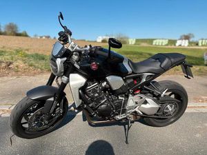 HONDA CB 1000 R NAKED BIKE