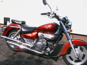 HYOSUNG AQUILA GV 250