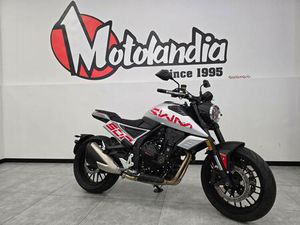 VENDO SWM GRAN MILANO 500 (2023 - 25) USATA A VERONA (CODICE 9780734) - MOTO.IT