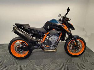 KTM DUKE 890 R *AKRAPOVIC TECHPACK HU NEU*