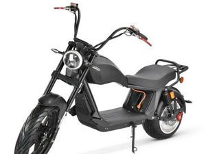 ELEKTRO ROLLER 3000W CHOPPER 40AH BATTERIE 60KMH CITY COCO