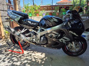 HONDA CBR 919 →