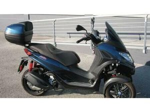 VENDO PIAGGIO MP3 300 ABS HPE (2021 - 24) USATA A VILLORBA (CODICE 9781852) - MOTO.IT