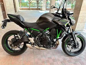 KAWASAKI Z 650 NERO